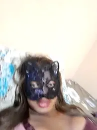 DuCreu webcam model stream image