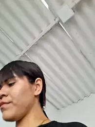 Skinny_Wet webcam model stream image