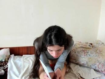 Honeykrisspussy webcam bongacams model stream image