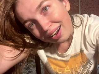shelliebuja webcam model stream image