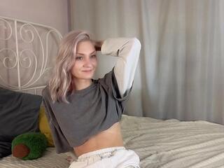 Kimber Puglisi webcam flirt4free model stream image