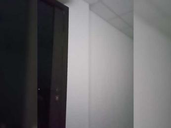 EK25 webcam bongacams model stream image
