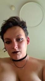 Eowine webcam model stream image