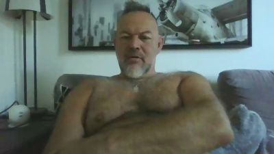 bear70s webcam model stream image