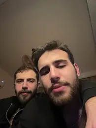 2HARDKURT webcam model stream image