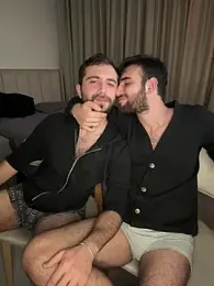 2HARDKURT webcam model stream image