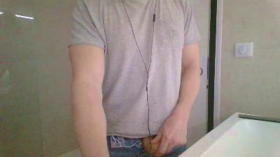 queue22 webcam model stream image