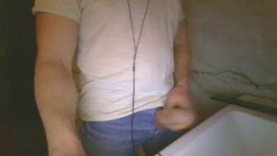 queue22 webcam model stream image