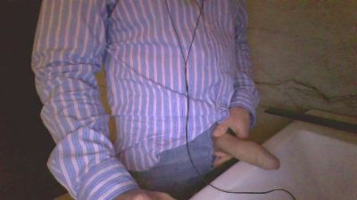 queue22 webcam cam4 model stream image