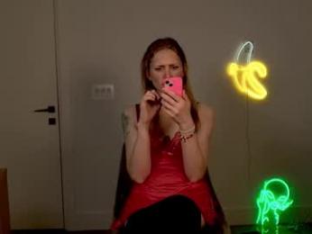 velvettgirl webcam model stream image