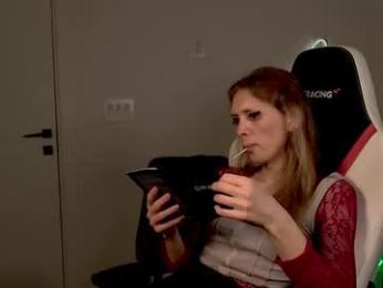 velvettgirl webcam model stream image