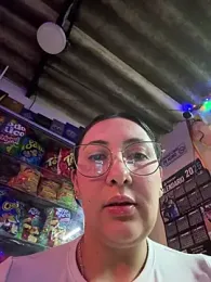 You-kitty2025 webcam model stream image