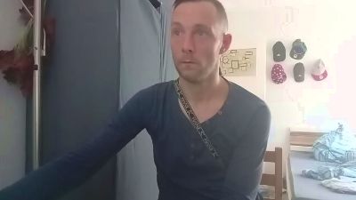 skilledguy webcam model stream image