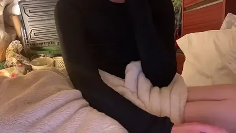 18yoteenvirgin webcam stripchat model stream image