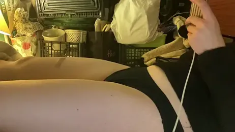 18yoteenvirgin webcam model stream image