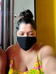 Hottie_couple69 webcam model stream image