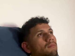 Michaell Spinelly webcam model stream image