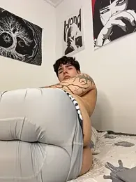 MiloAngell webcam preview
