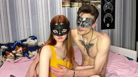 EmiliaCouple webcam model stream image