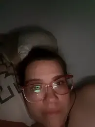 karlythoth@xh webcam model stream image