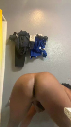 Kee8inch webcam model stream image