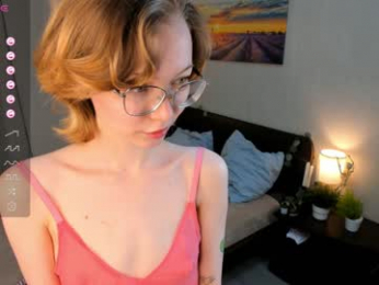 moirebroady webcam model stream image