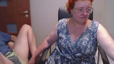 JoAndNeighbour webcam model stream image