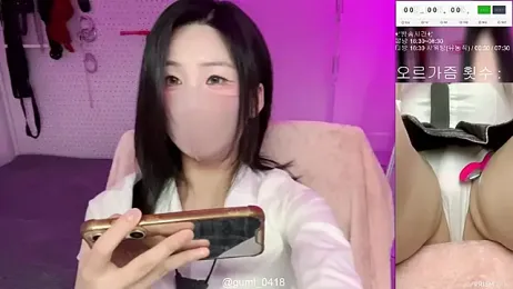 gumi_0418 webcam stripchat model stream image