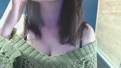 Hilldy_32 webcam model stream image