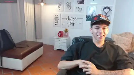 AmethystShadow17 webcam model stream image