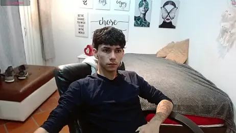 AmethystShadow17 webcam model stream image