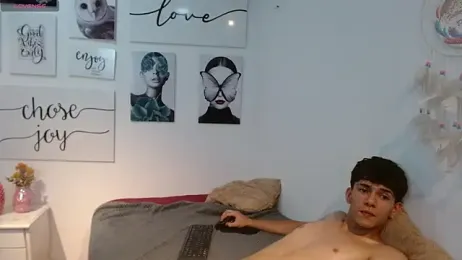 AmethystShadow17 webcam model stream image