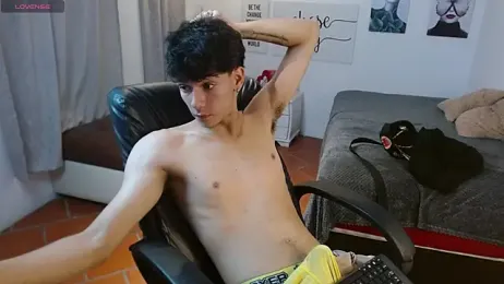 AmethystShadow17 webcam model stream image