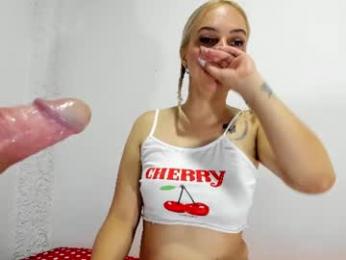 nicolevip1 webcam model stream image