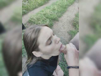 KisaZlo webcam model stream image