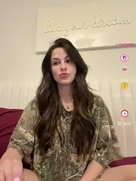 heyitsmadig webcam model stream image