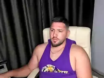 Gold_Alpha_Boy webcam stripchat model stream image