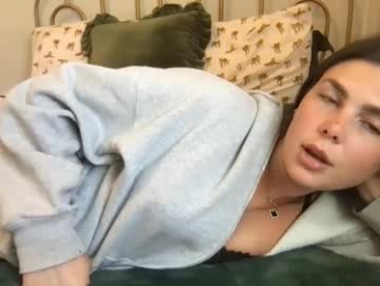 stacywithuu webcam model stream image