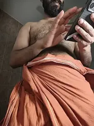 Mallukiran webcam model stream image