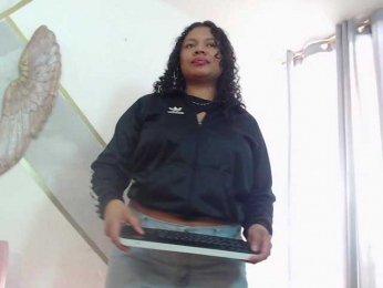 KeiraLuna webcam model stream image