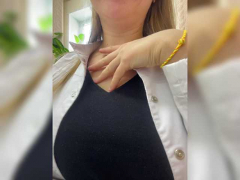-Jolly- webcam model stream image