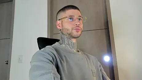 _jamesleandros1 webcam model stream image