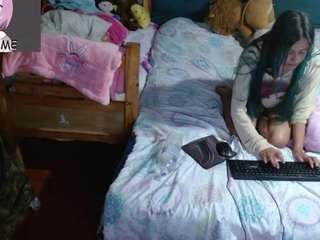 evakoemi webcam model stream image
