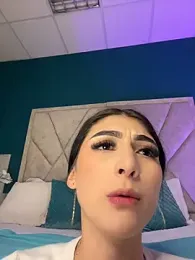 BadLilAngelXXX webcam model stream image