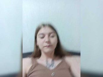 HornyLadyAndAndrey webcam bongacams model stream image