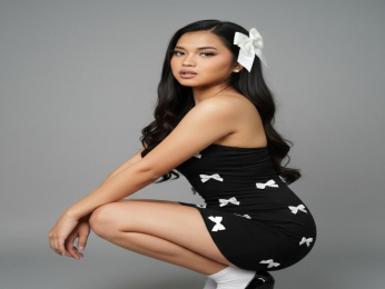 YllonaOganda webcam livejasmin model stream image