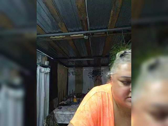 BigMilf webcam model stream image
