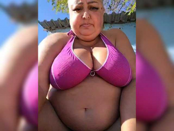 BigMilf webcam model stream image