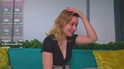 AngellaSauce webcam model stream image