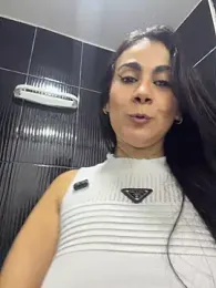 Laia_Hills webcam stripchat model stream image